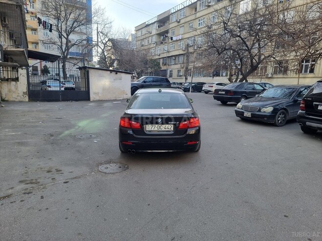 BMW 520 2015, 176,500 km - 2.0 л - Bakı