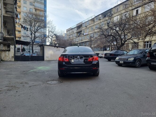 BMW 520 2015, 176,500 km - 2.0 л - Bakı