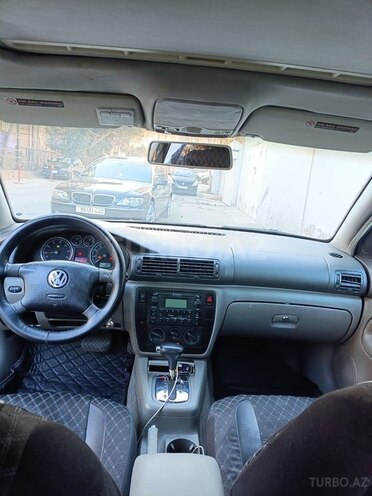 Volkswagen Passat 2004, 360,493 km - 1.8 л - Bakı