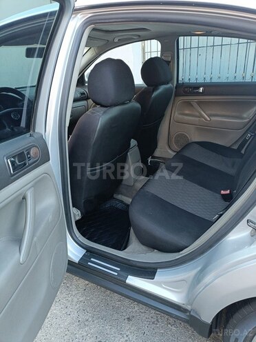 Volkswagen Passat 2004, 360,493 km - 1.8 л - Bakı