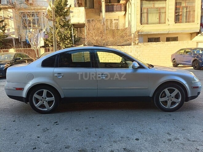 Volkswagen Passat 2004, 360,493 km - 1.8 л - Bakı