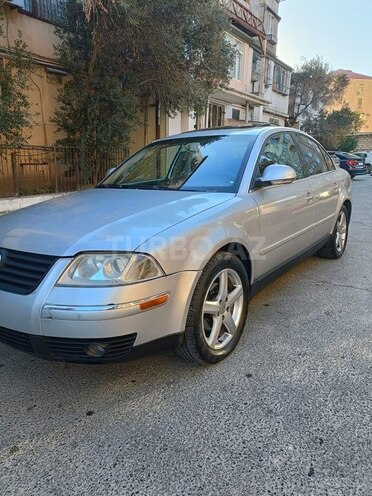 Volkswagen Passat 2004, 360,493 km - 1.8 л - Bakı
