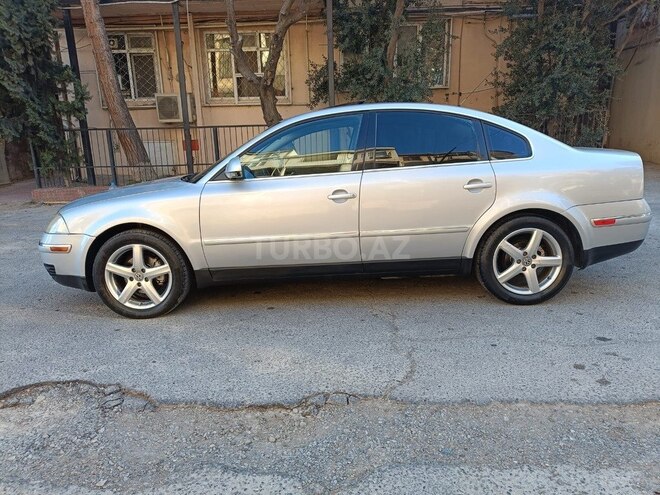 Volkswagen Passat 2004, 360,493 km - 1.8 л - Bakı