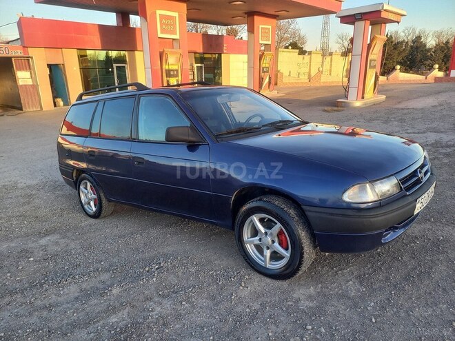 Opel Astra 1993, 123,456 km - 1.6 l - Sumqayıt