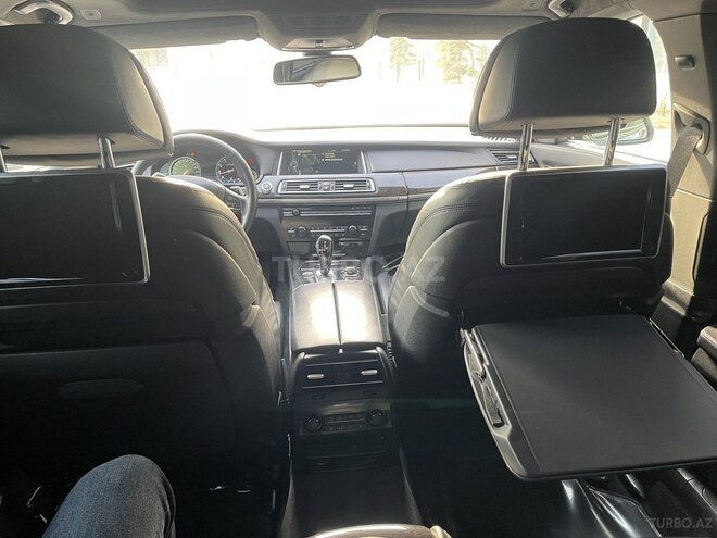 BMW 750 2013, 135,000 km - 4.4 l - Bakı