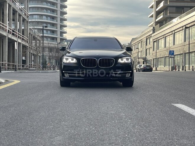BMW 750 2013, 135,000 km - 4.4 l - Bakı