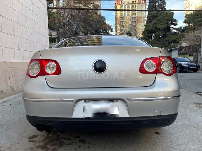 Volkswagen Passat 2005, 297,000 km - 2.0 l - Bakı