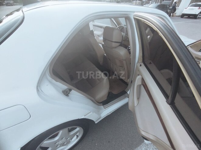 Mercedes C 230 1998, 298,000 km - 2.3 l - Bakı