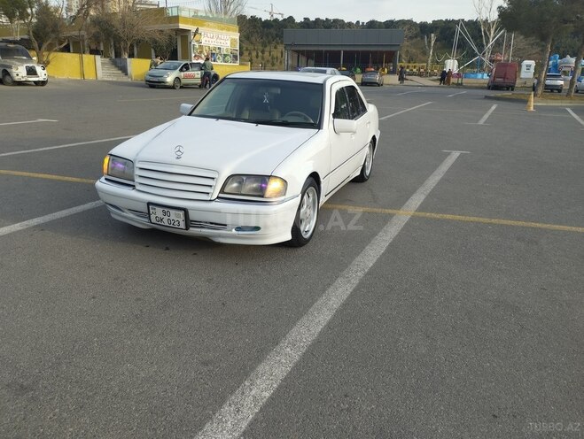 Mercedes C 230 1998, 298,000 km - 2.3 l - Bakı