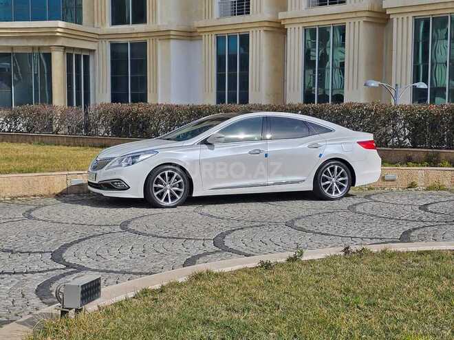 Hyundai Grandeur 2015, 180,000 km - 2.2 л - Bakı