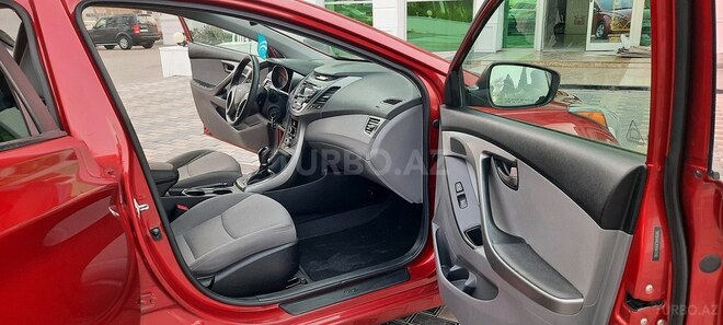 Hyundai Elantra 2014, 118,000 km - 1.8 l - Bakı