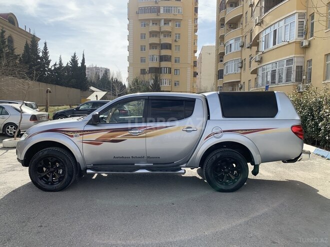 Mitsubishi L200 2012, 166,917 km - 2.5 l - Bakı