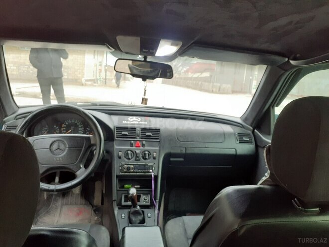 Mercedes E 180 1996, 222,200 km - 1.8 л - Gəncə