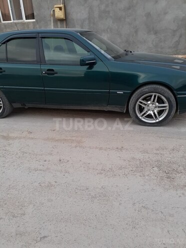 Mercedes E 180 1996, 222,200 km - 1.8 л - Gəncə