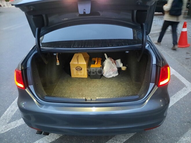 Volkswagen Jetta 2014, 225,839 km - 1.8 l - Bakı