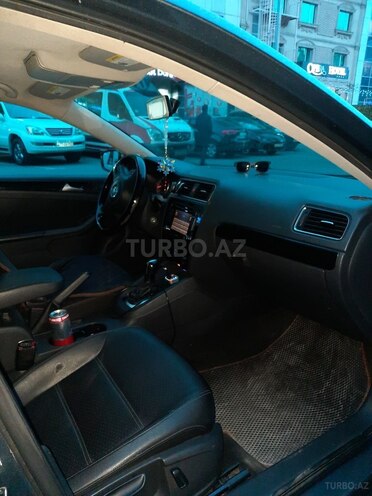 Volkswagen Jetta 2014, 225,839 km - 1.8 l - Bakı