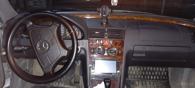 Mercedes C 240 1999, 730,200 km - 2.4 l - Sabirabad