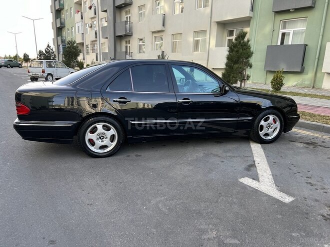 Mercedes E 320 2000, 256,000 km - 3.2 l - Bakı