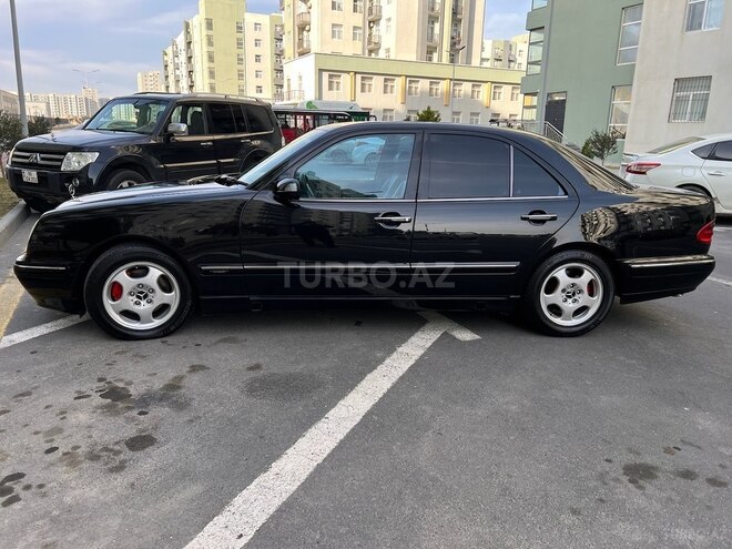 Mercedes E 320 2000, 256,000 km - 3.2 l - Bakı