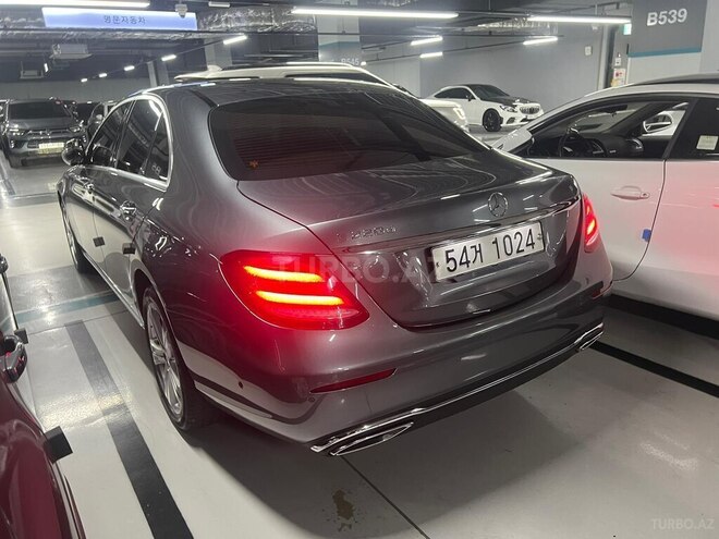 Mercedes E 220 2017, 175,000 km - 2.0 l - Bakı