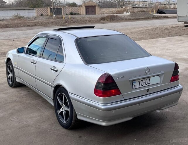 Mercedes C 240 1998, 163,000 km - 2.4 l - Füzuli