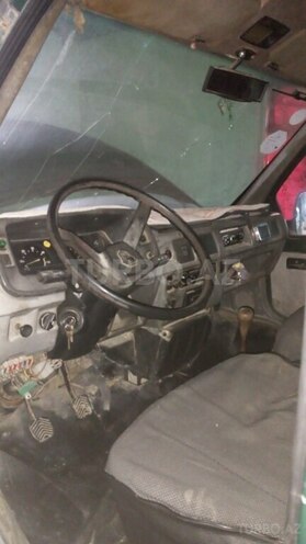 GAZ 3302-744 1999, 250,000 km - 0.3 l - Hacıqabul