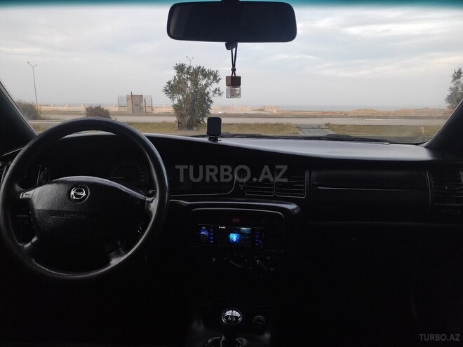 Opel Vectra 1996, 300,000 km - 1.6 l - Sumqayıt