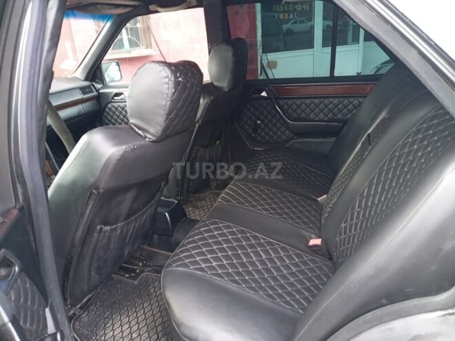 Mercedes E 200 1993, 280,000 km - 2.0 l - Bakı