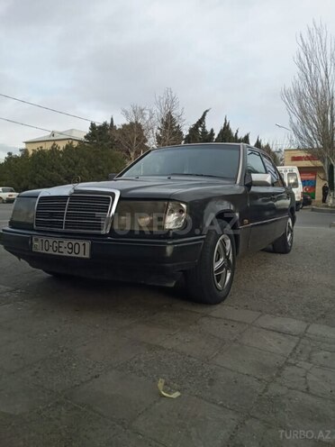 Mercedes E 200 1993, 280,000 km - 2.0 l - Bakı