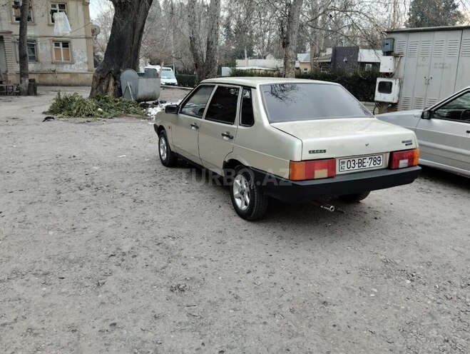 LADA (VAZ) 21099 2000, 294,000 km - 1.5 l - Yevlax