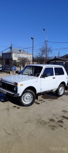 LADA (VAZ) Niva 2004, 212,000 km - 1.7 l - Qusar
