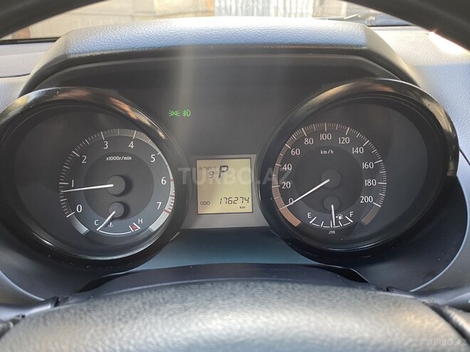 Toyota Prado 2010, 175,000 km - 2.7 l - Şabran