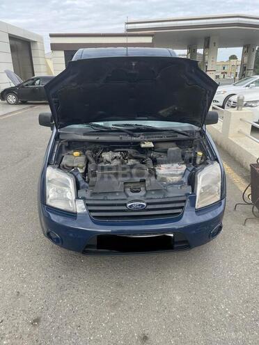 Ford Tourneo Connect 2010, 390,000 km - 1.8 л - Gəncə