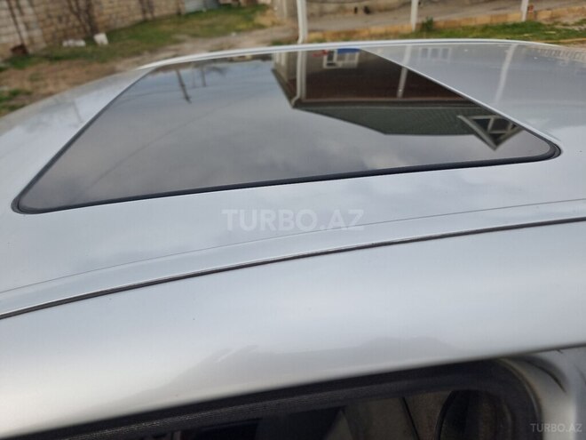 Mercedes E 240 2000, 226,000 km - 2.4 l - Bərdə