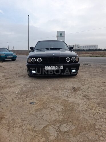BMW 525 1990, 280,000 km - 2.0 l - Bakı