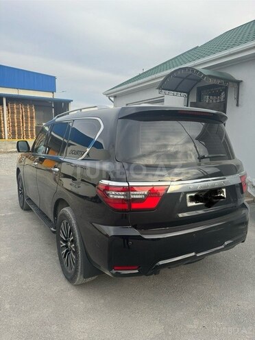 Nissan Patrol 2010, 220,000 km - 5.6 l - Bakı