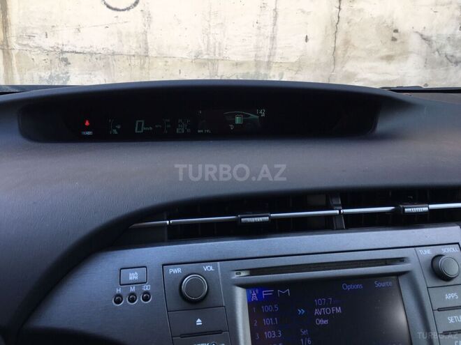 Toyota Prius 2014, 192,000 km - 1.8 л - Bakı