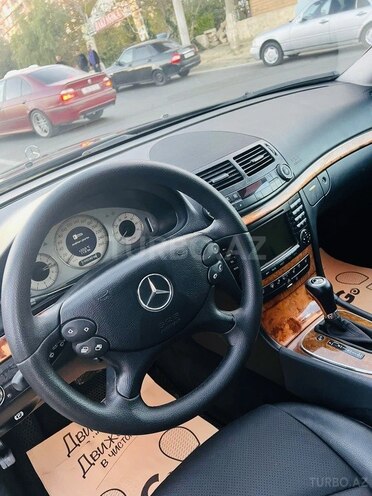 Mercedes E 350 2007, 221,500 km - 3.5 l - Bakı