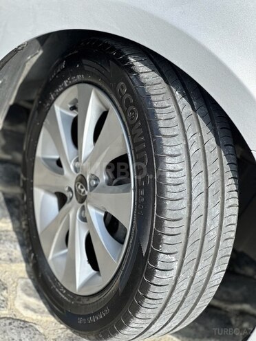 Hyundai Accent 2016, 84,100 km - 1.6 l - Bakı