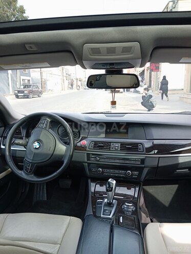 BMW 528 2013, 290,000 km - 2.0 l - Xırdalan