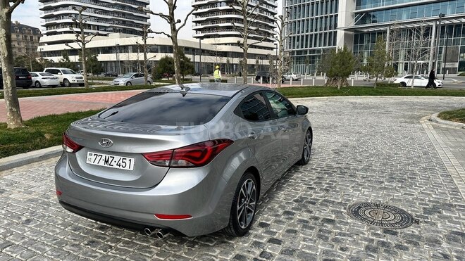 Hyundai Elantra 2015, 264,467 km - 1.8 l - Bakı