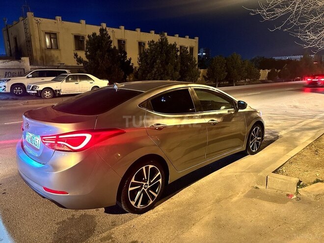 Hyundai Elantra 2015, 264,467 km - 1.8 l - Bakı