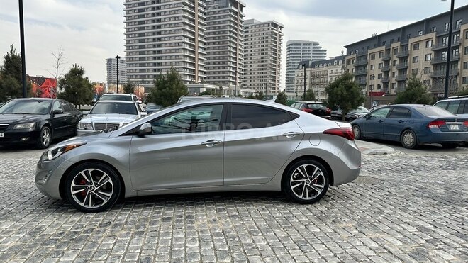Hyundai Elantra 2015, 264,467 km - 1.8 l - Bakı