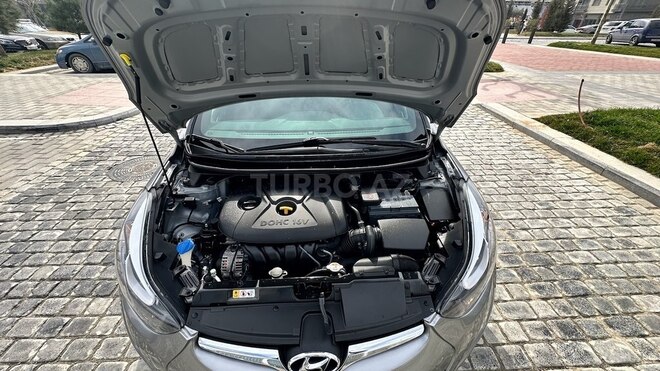 Hyundai Elantra 2015, 264,467 km - 1.8 l - Bakı