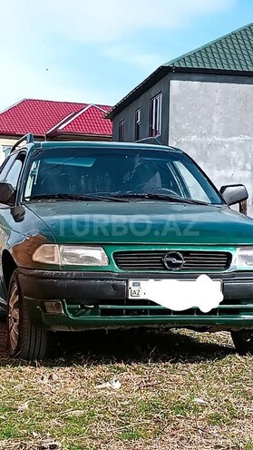 Opel Astra 1996, 120,000 km - 1.6 l - Zaqatala
