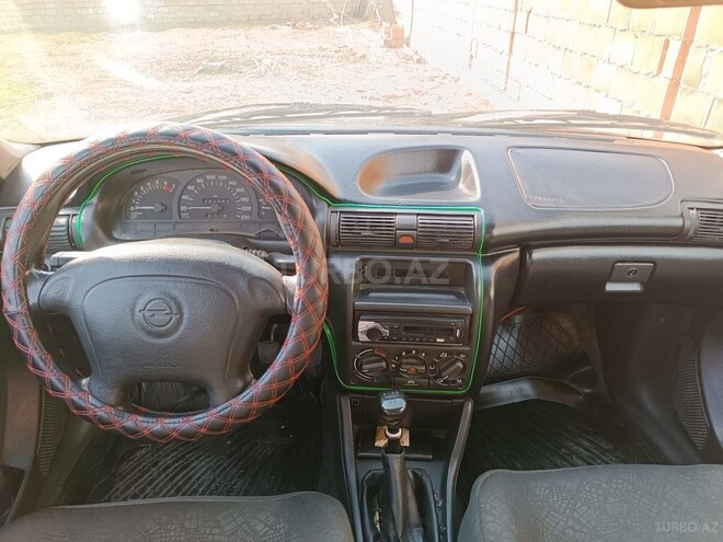 Opel Astra 1996, 120,000 km - 1.6 l - Zaqatala