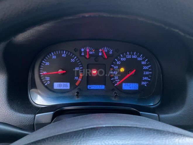 Volkswagen Golf 2001, 275,000 km - 1.6 l - Bakı