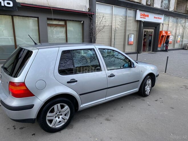 Volkswagen Golf 2001, 275,000 km - 1.6 l - Bakı