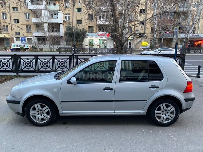 Volkswagen Golf 2001, 275,000 km - 1.6 l - Bakı