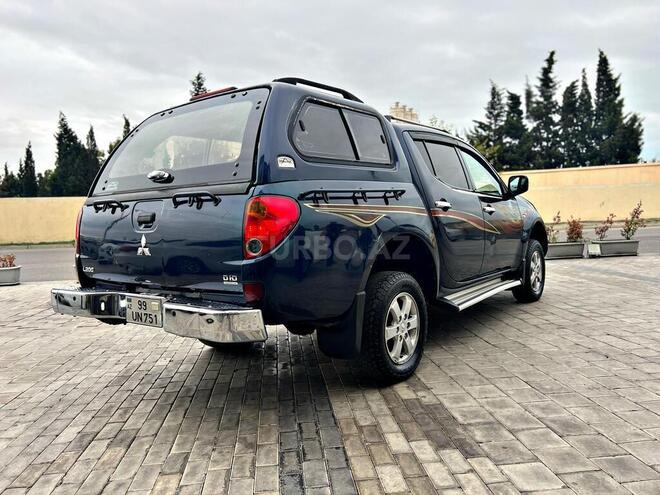 Mitsubishi L200 2012, 279,000 km - 2.5 л - Bakı